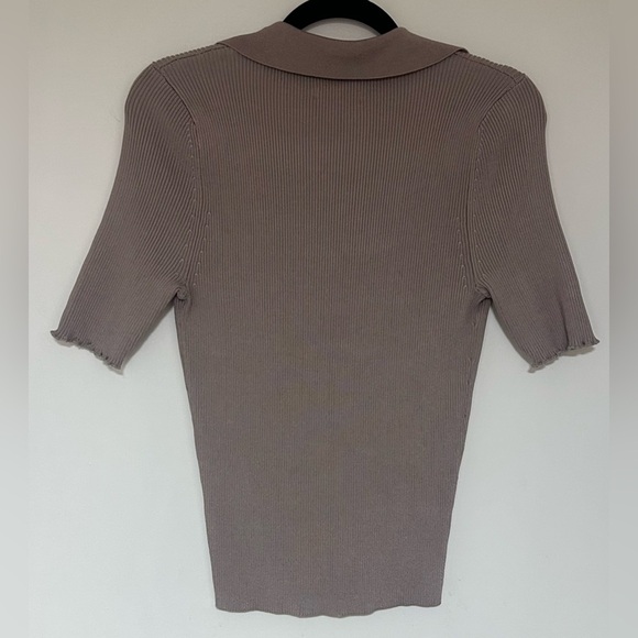 Good American Beige Tan Ribbed Deep V Polo Shirt Size 3 Large - Picture 3 of 8